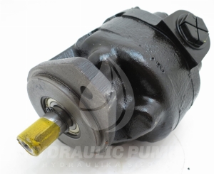 Silnik hydrauliczny zębaty David Brown 41028DB  M2Z1FX1613F1C5D 