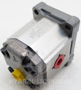 Silnik hydrauliczny zębaty Sauer Danfoss 121.12.065.00  SKM1NN/3.8BN01BAM1C2C2NNNN/NNNNN  SKM1NN/3,8BN01BAM1C2C2NNNN/NNNNN