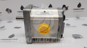 Silniki hydrauliczny zębaty Sauer Danfoss 121.20.376.00  SNM2NN/019BN01FAM1F5F5NNNN/NNNNN SEM2/19CI01RWK1F 