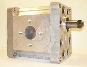 Pompa hydrauliczna zębata Sauer Danfoss 211.25.011.0C  SNW3NN/063RN01BLNNCDCANNNN/NNNNN - przednia sekcja pomp wielosekcyjnych Sauer Danfoss